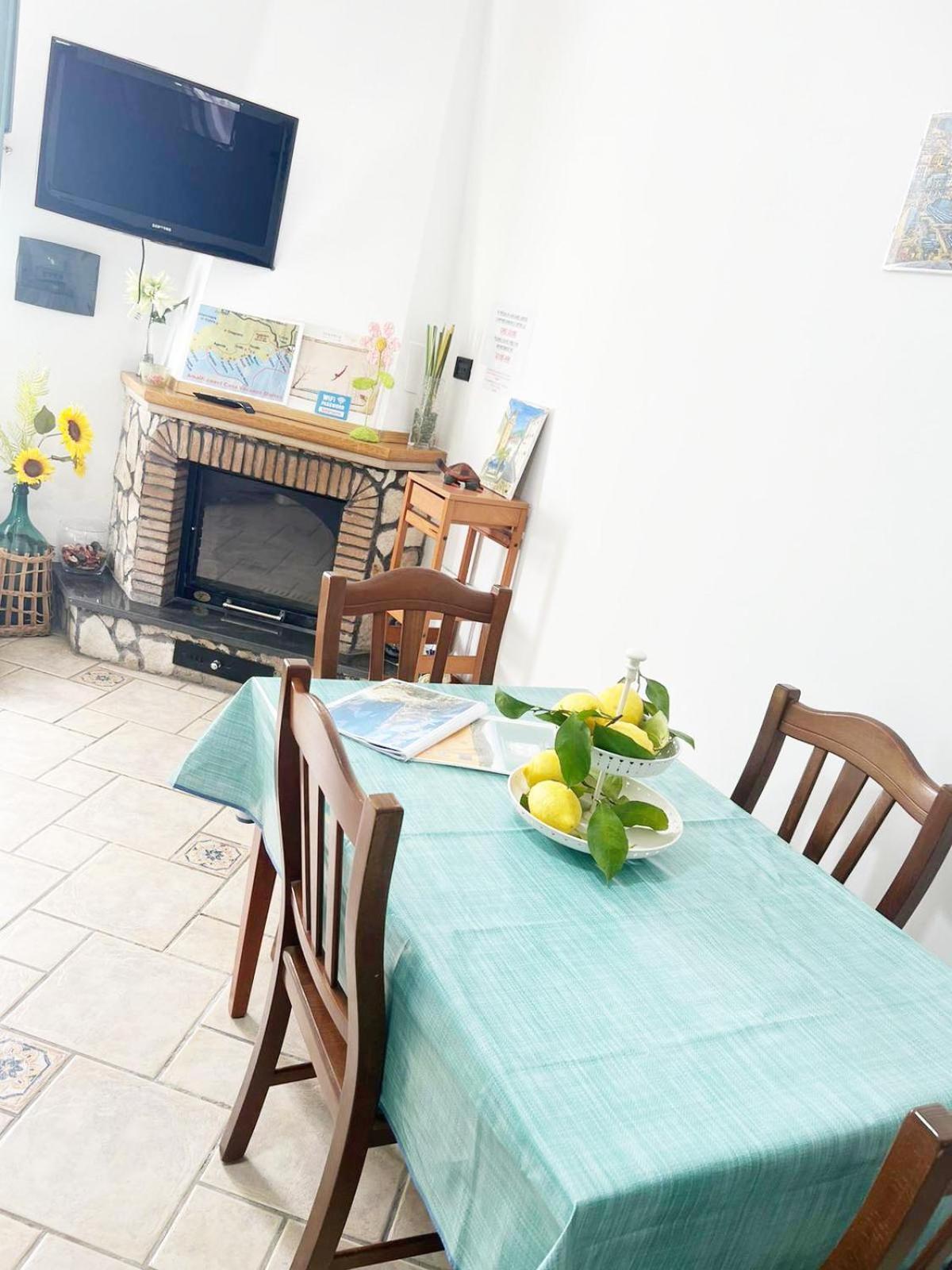 Amalfi Coast Casa Vacanze Marino Tramonti Dış mekan fotoğraf